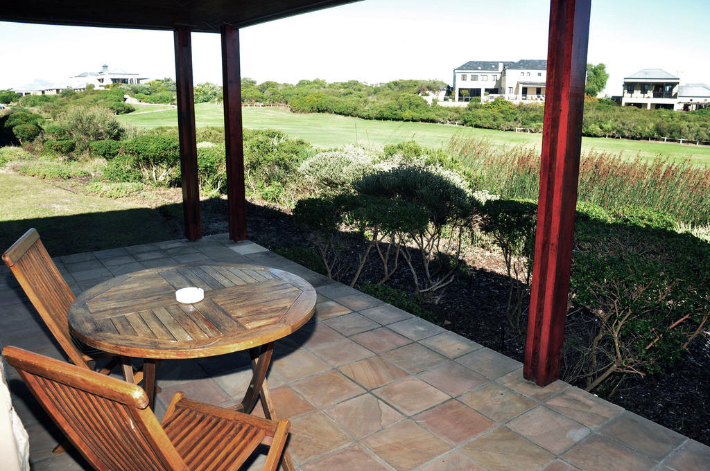 The Lodge At Atlantic Beach Мелкбосстранд Номер фото