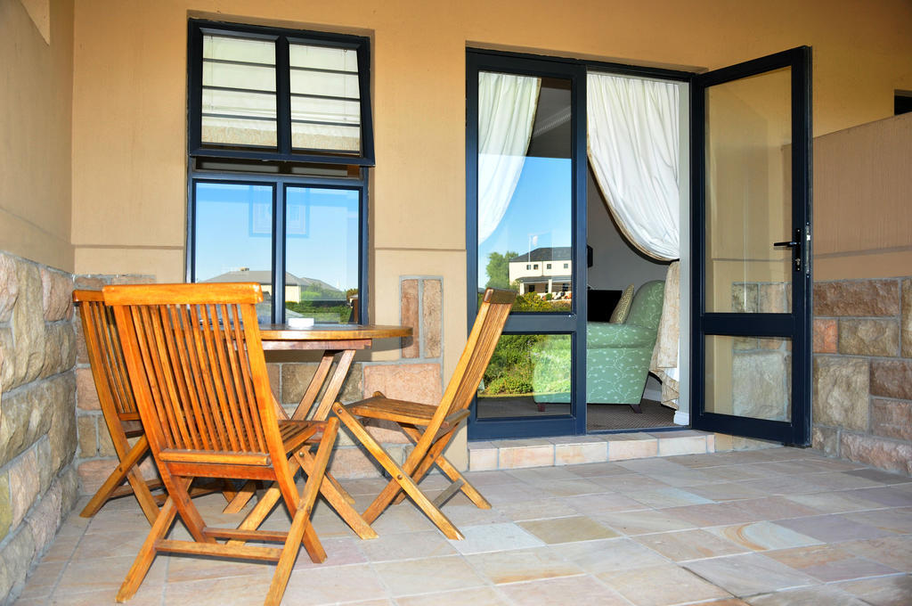 The Lodge At Atlantic Beach Мелкбосстранд Номер фото